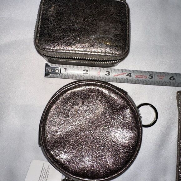 COACH essentials bundle - Picture 15 of 16